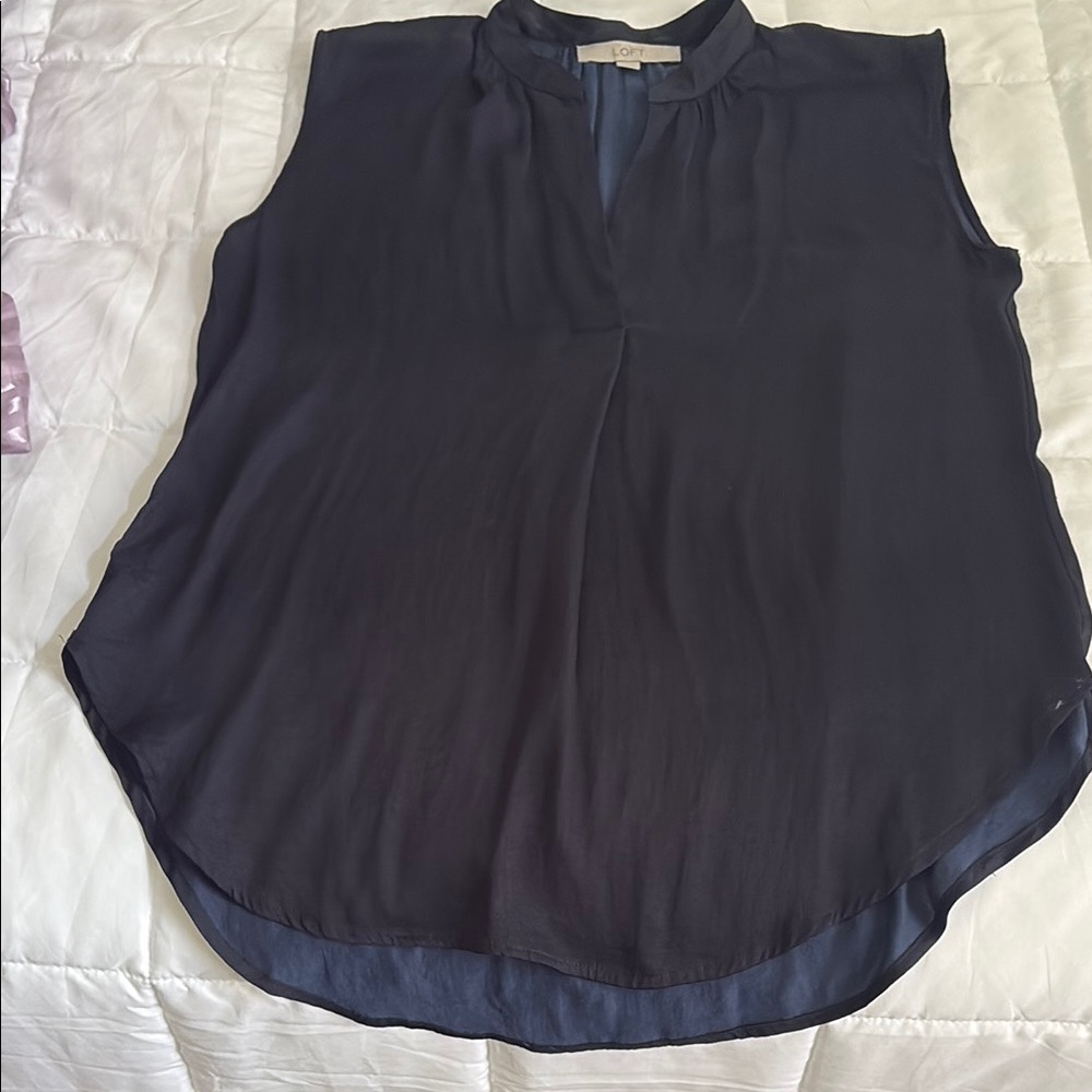 LOFT Black Women's top high low sleeveless S‎
